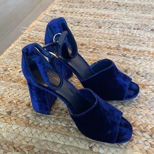 JOIE Lahoma Velvet Shoes!